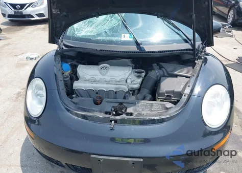 2010 Volkswagen New Beetle 2.5L z USA, uszkodzony, nr VIN 3VWPG3AG5AM018478